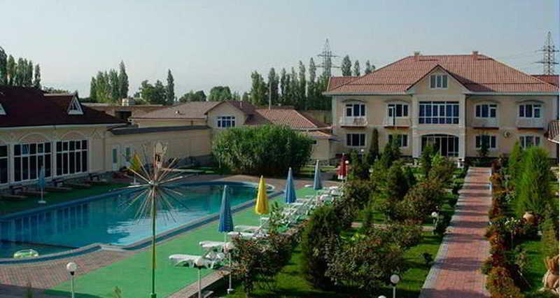 Hotel Club 777 Fergana Exteriér fotografie
